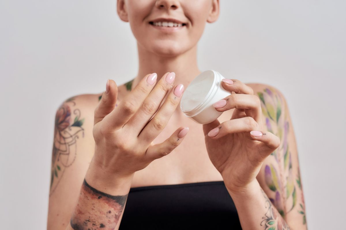 Tatuajes: cómo evitar que pierdan color y otras respuestas