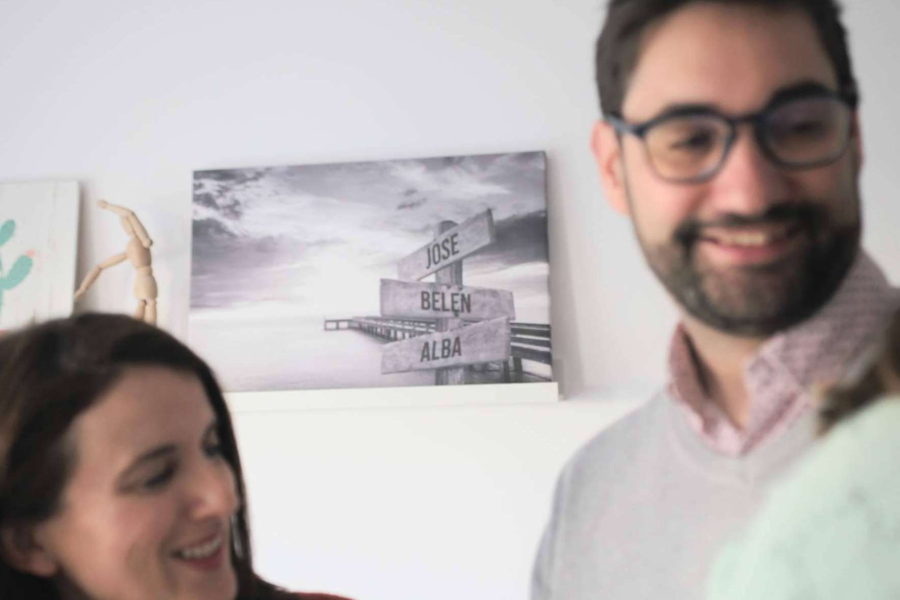 Convertir cualquier piso en un hogar con los lienzos personalizados artesanales de VeAlma
