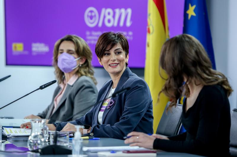 Ribera asume que «no es fácil» sustituir a corto plazo el gas ruso