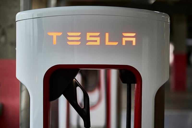 Tesla lideró el mercado mundial de coches eléctricos en 2021, con más de 907.000 unidades