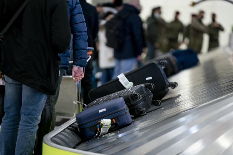 La demanda de viajes aéreos cae un 49,6% en enero