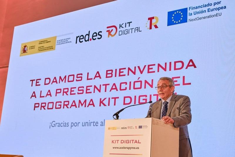 Red.es entrega 437.113 equipos informáticos con acceso a Internet en centros educativos