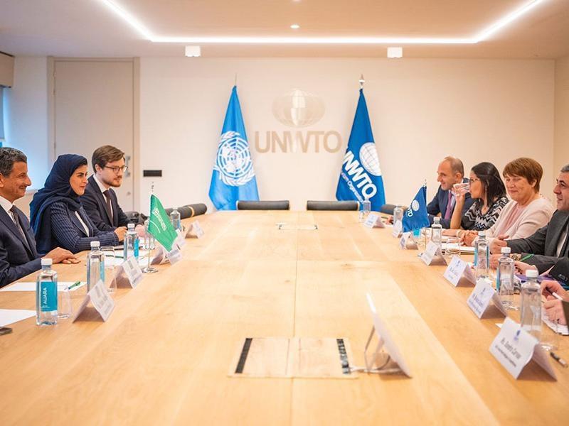 La OMT refuerza su alianza con Arabia Saudí