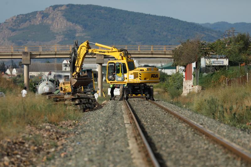 Adif adjudica un contrato de 2,3 M€ para una red inteligente de energía en Madrid-Levante