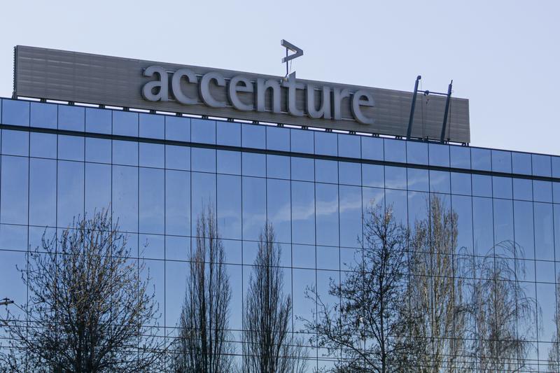 Accenture expande un 13,5% sus beneficios en su segundo trimestre fiscal, hasta 1.480 M€
