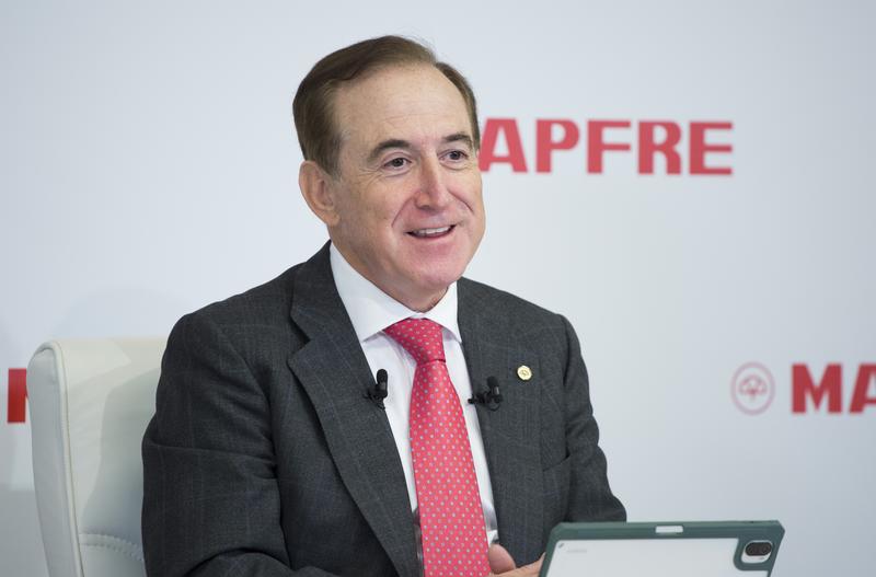 Mapfre no invertirá en empresas de combustibles fósiles que no se comprometan con la transición energética