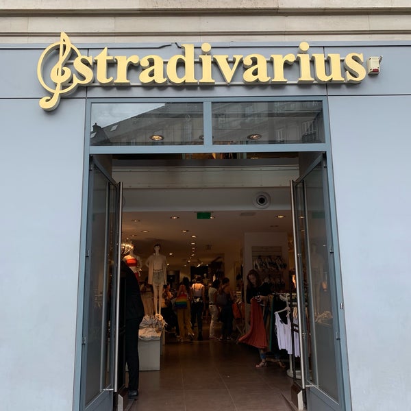 La nueva camiseta de Stradivarius que ha desatado la locura