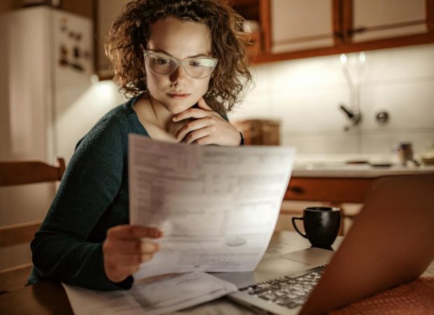como hacer primera factura como autonomo 2172859 Merca2.es
