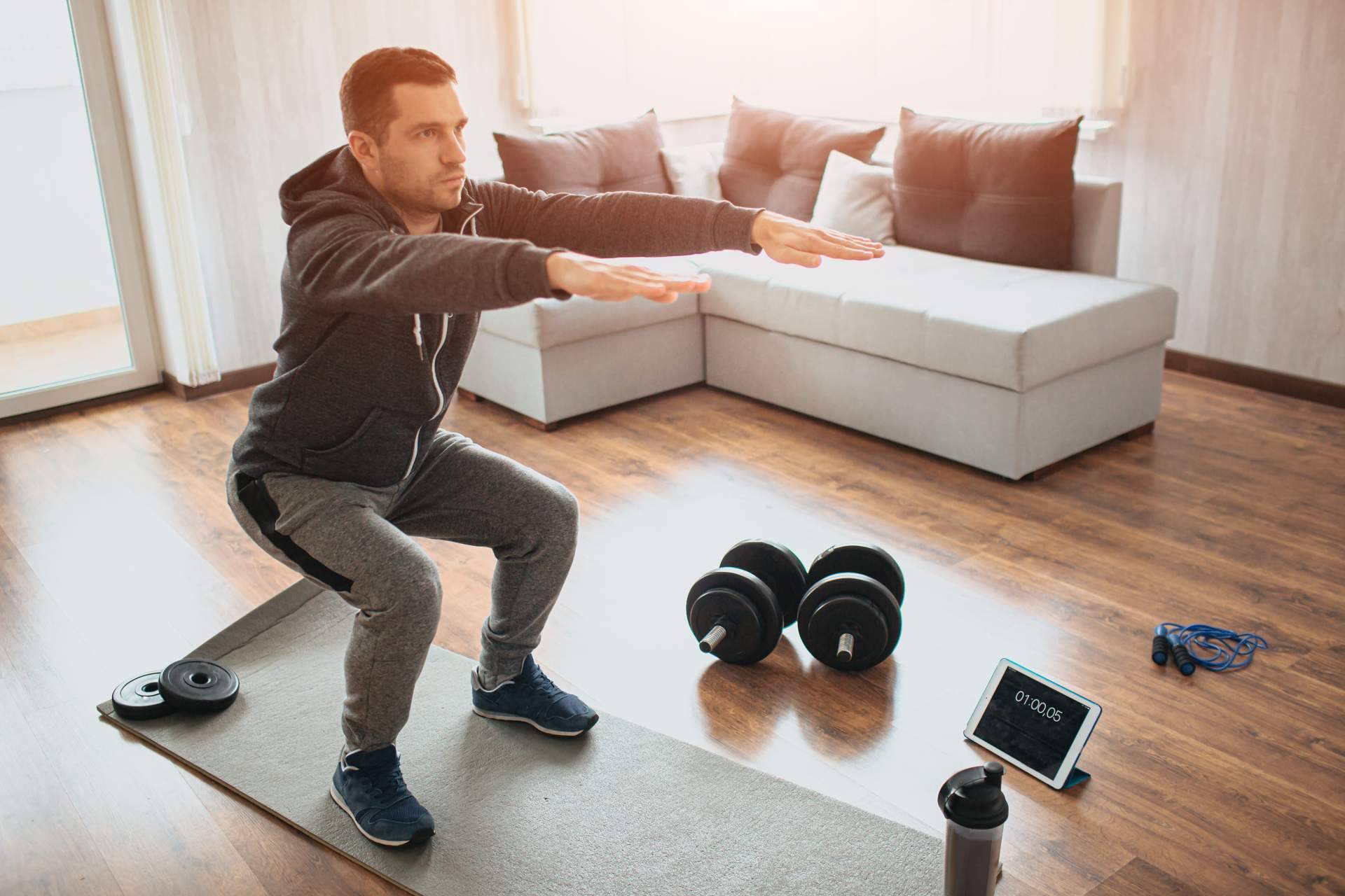 PROGES permite entrenar en casa con un gimnasio equipado propio