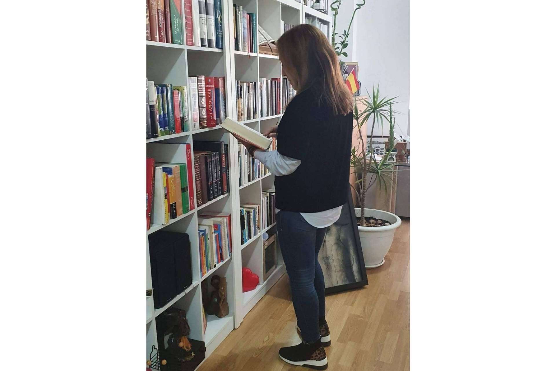 El equipo de Karima Aisa Traducciones dispone de traductores e intérpretes jurados nombrados por el Ministerio de Asuntos Exteriores y de Cooperación