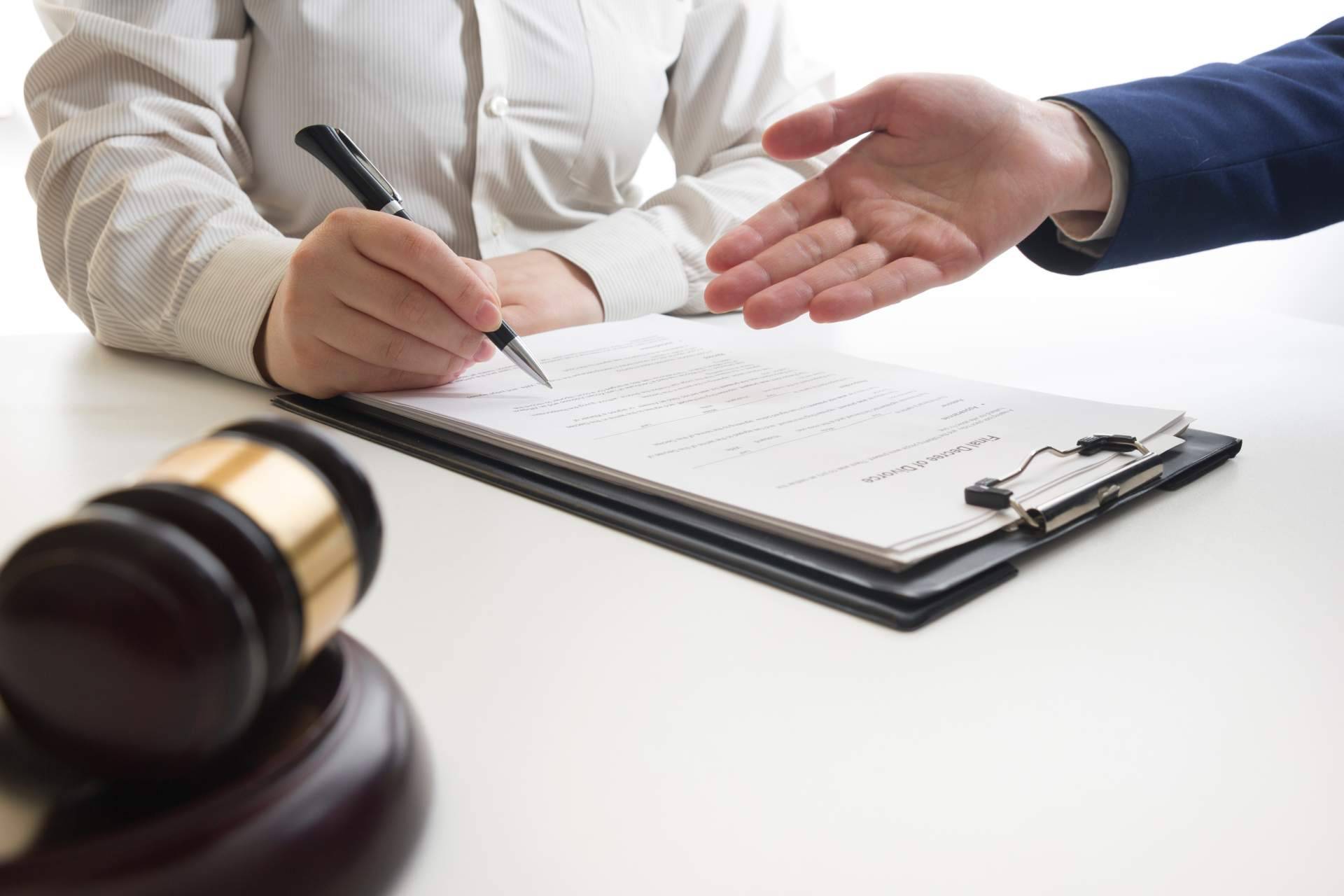 Trámites que se deben realizar para comenzar un divorcio con Separación.abogado