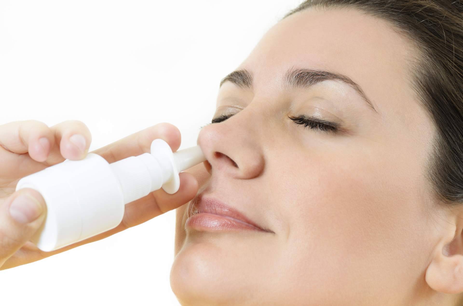 El spray de agua de mar es ideal para regenerar la mucosa nasal, por Centro de Naturopatía y la Salud