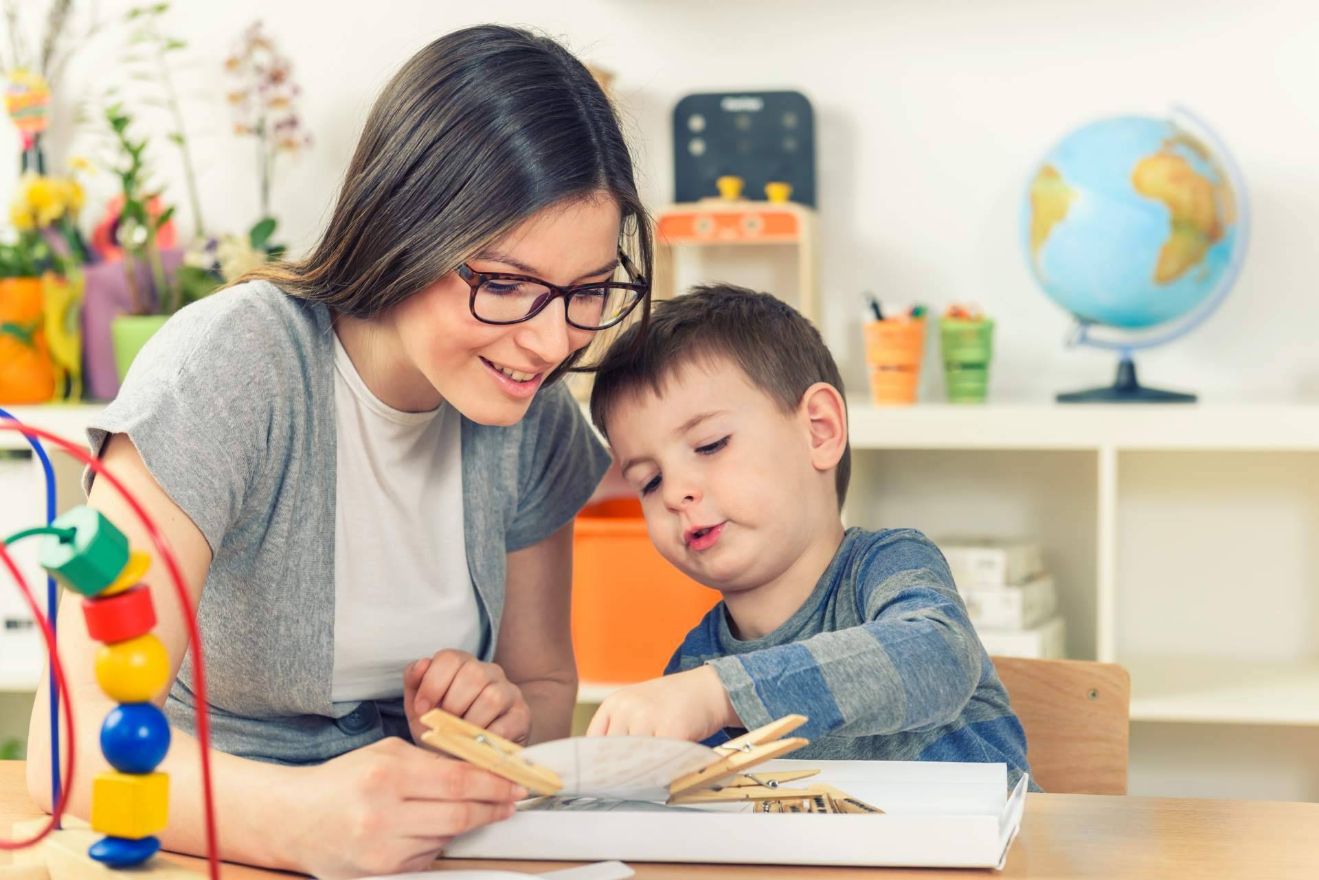 Novapro ofrece formación para técnicos superiores en educación infantil