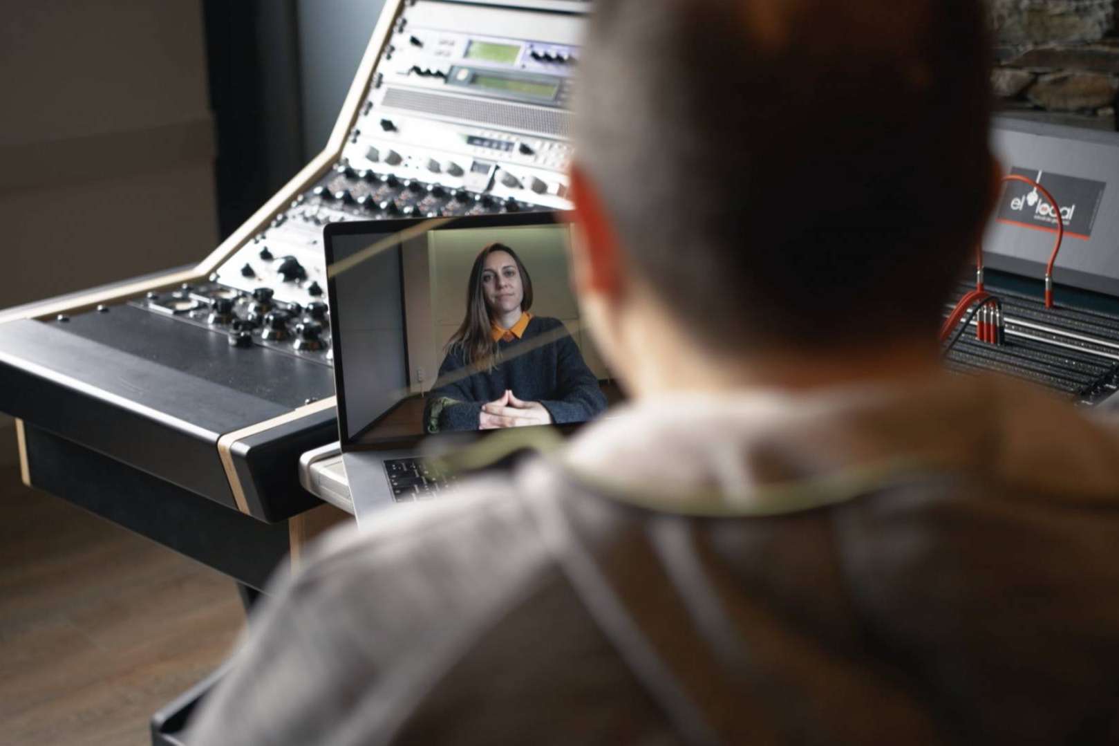 Eumes Online ofrece una fórmula que está revolucionando la formación musical, aprender Producción Musical desde 6.99€/mes