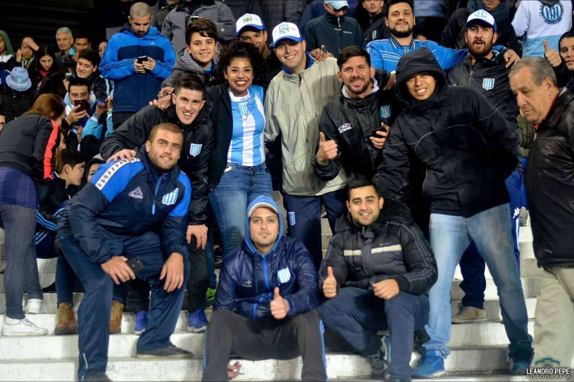 Disfrutar de los partidos de futbol con verdaderos aficionados del Racing Club