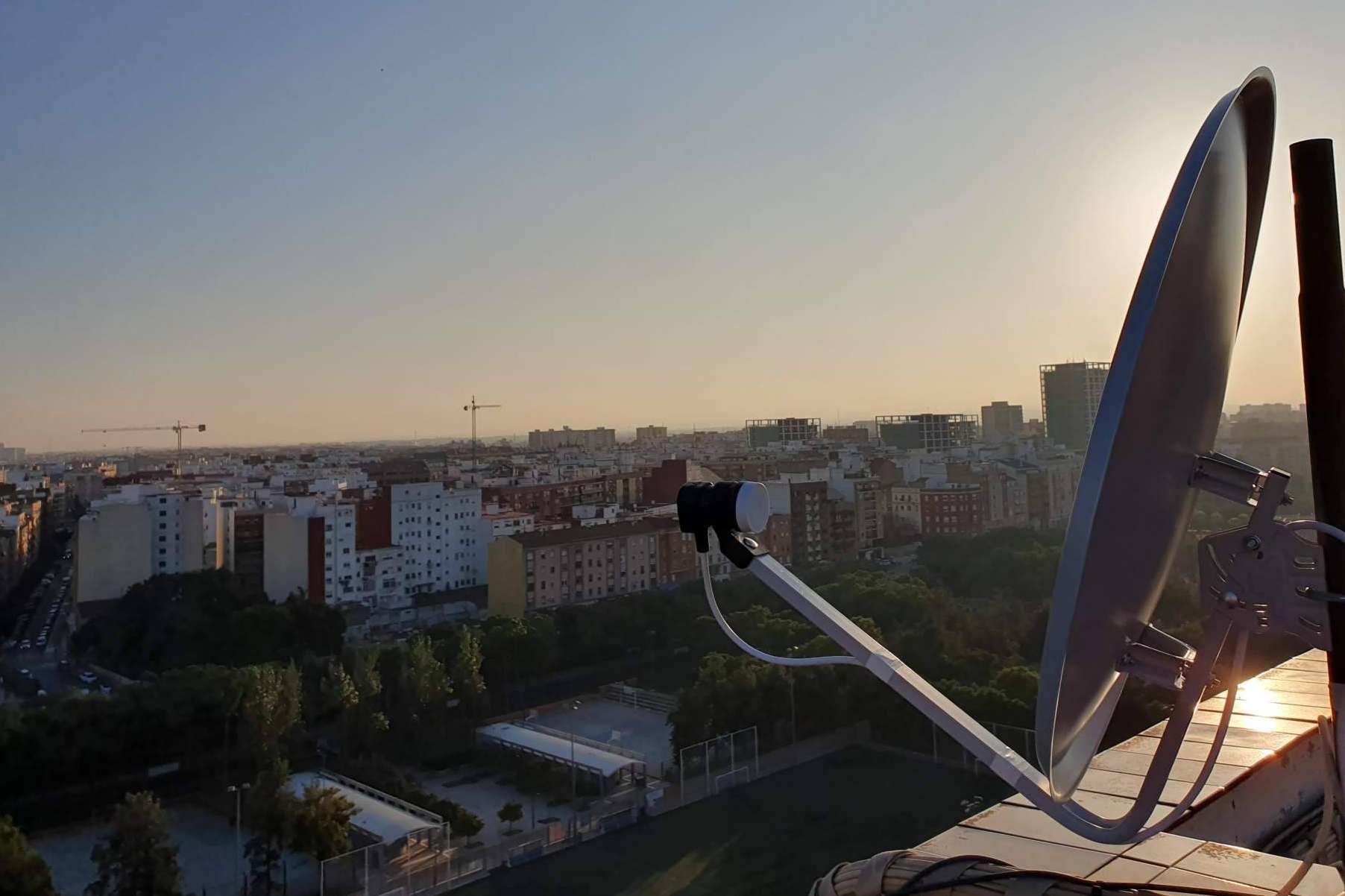 La página web de instaladorantenas.com ofrece servicios de antenistas en Valencia