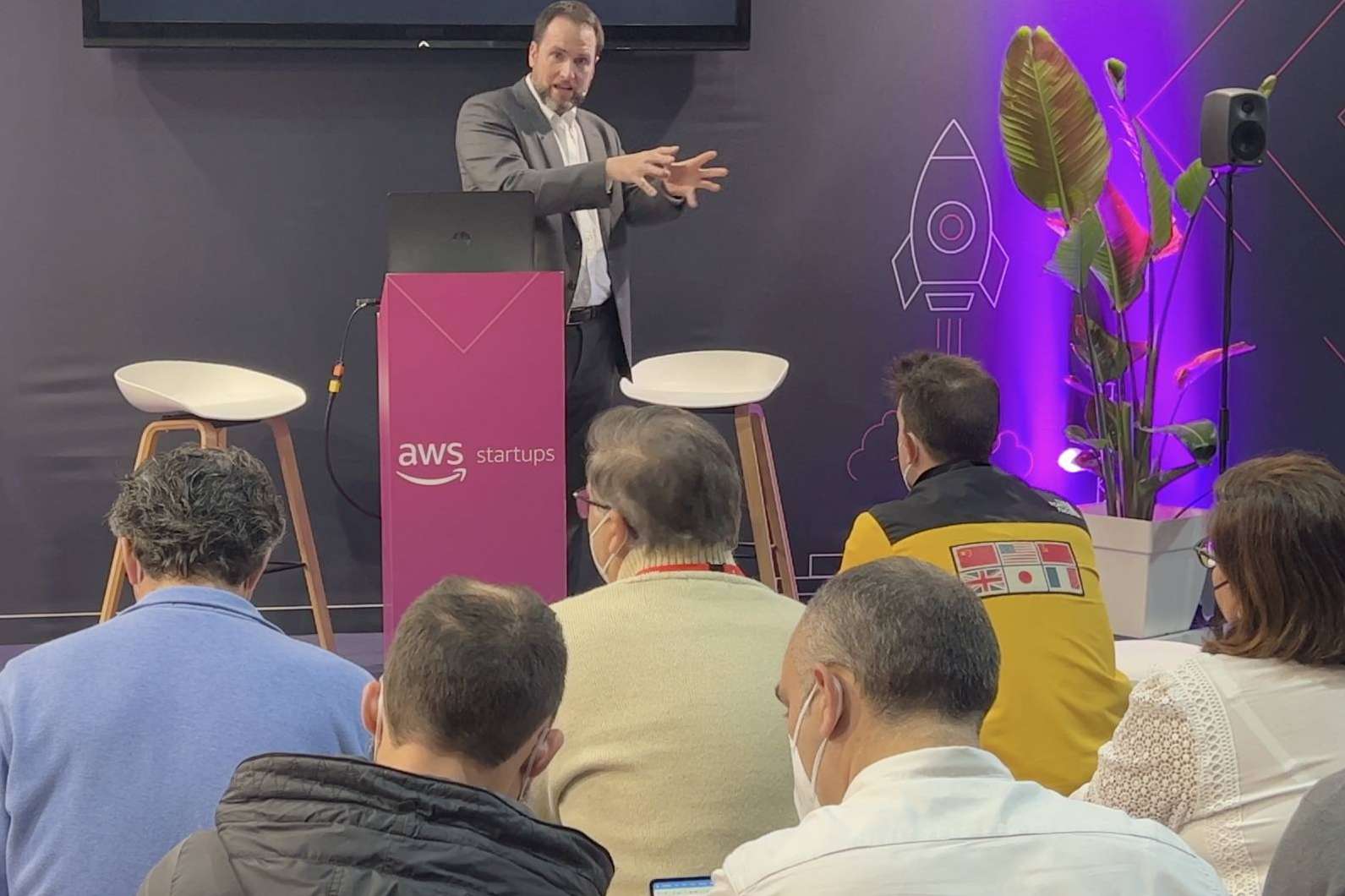 En el MWC22, se presentó la nueva tecnología de inteligencia artificial denominada DL|OTL