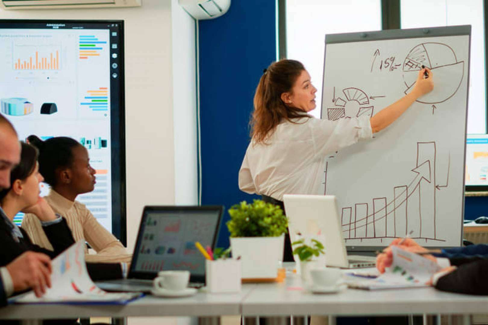 La comunicación interna y externa permite aumentar de forma notable el impacto positivo de una empresa