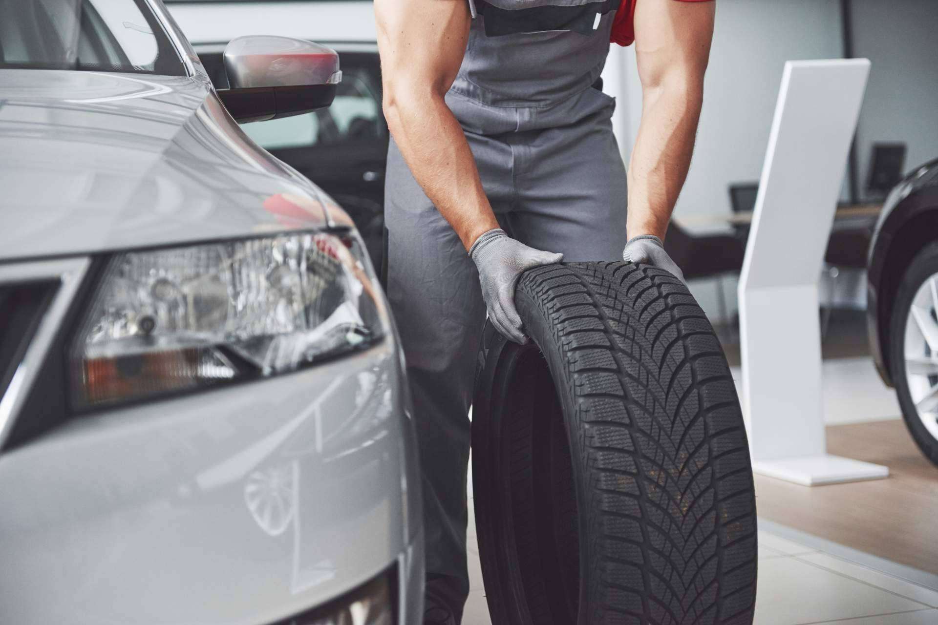 Guía práctica para comprar neumáticos online al mejor precio de la mano de Confortauto