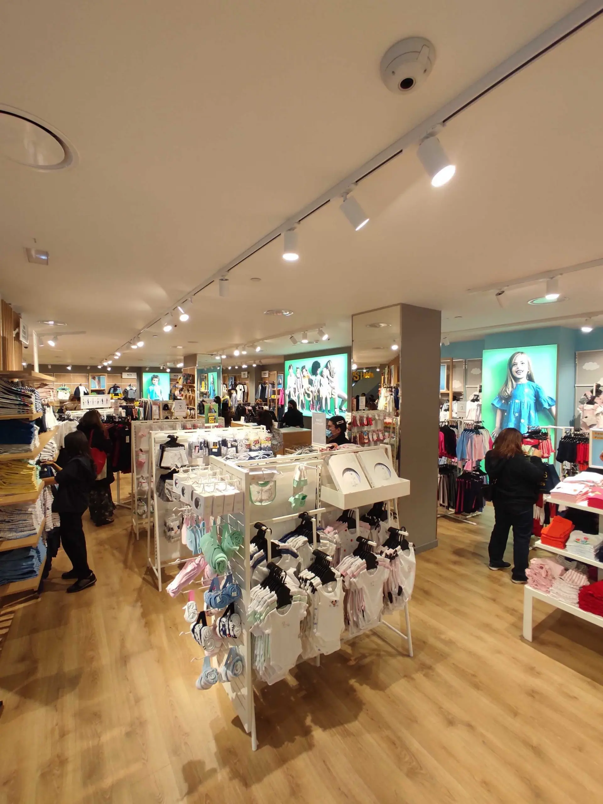 Ovs moda infantil outlet