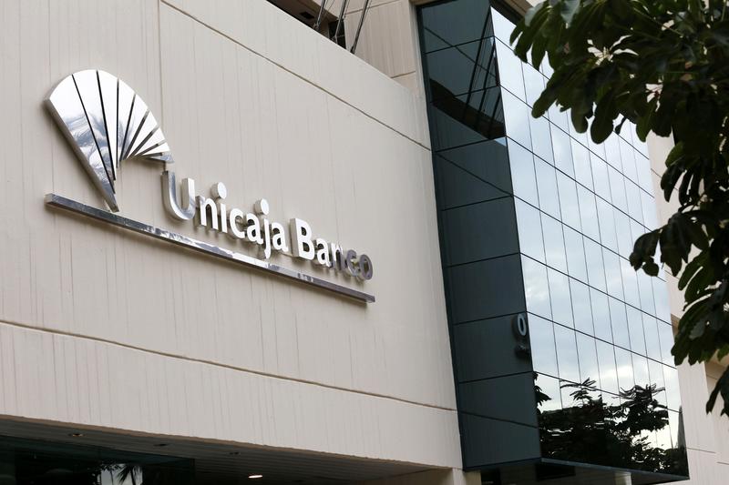 Unicaja Banco rechaza las «injerencias políticas» y desmiente un posible cambio de sede