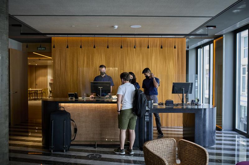 El turismo recupera niveles de empleo prepandemia con cerca de 2,4 millones de afiliados