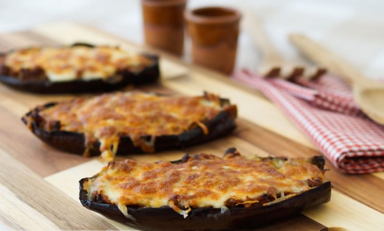 Berenjenas rellenas de atun con queso gratinado al horno Merca2.es