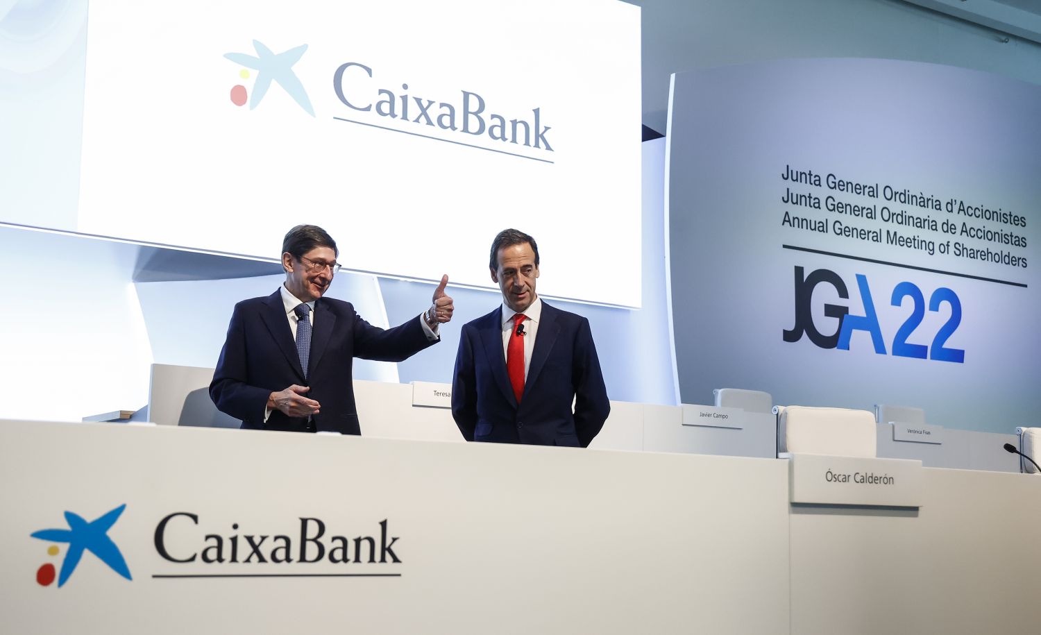 La junta de CaixaBank aprueba un dividendo de 0,14 euros y la reelección de dos consejeros