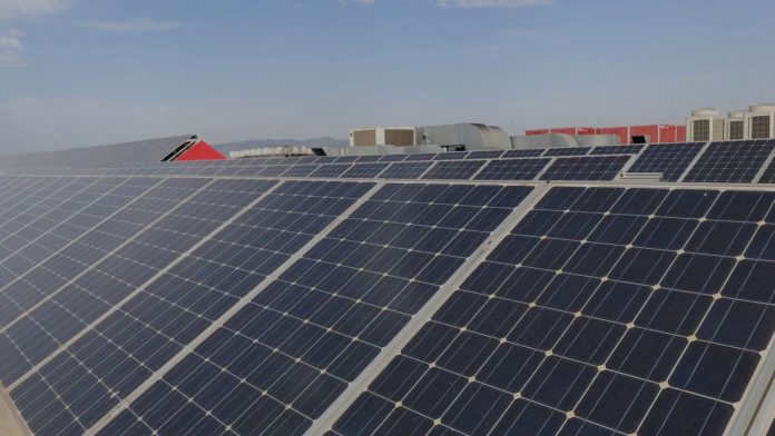Energia solar en fábrica Estrella Damm