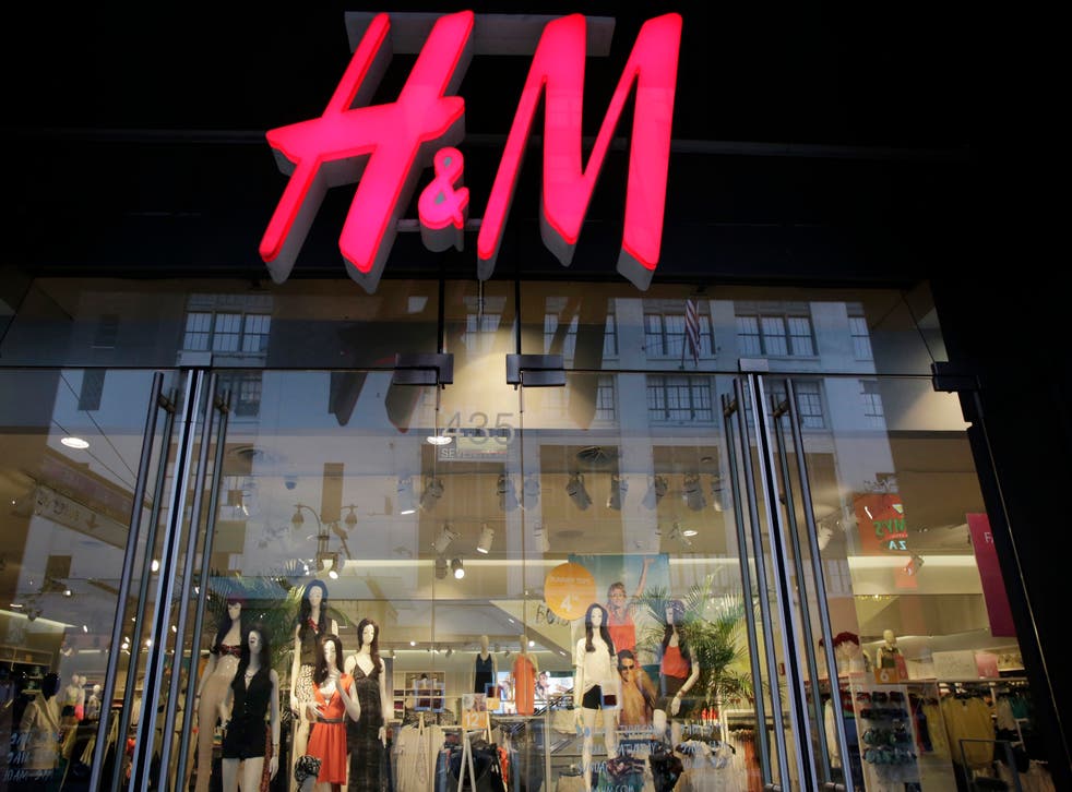 El vestido de H&M por menos de 30 euros que no supera Stradivarius