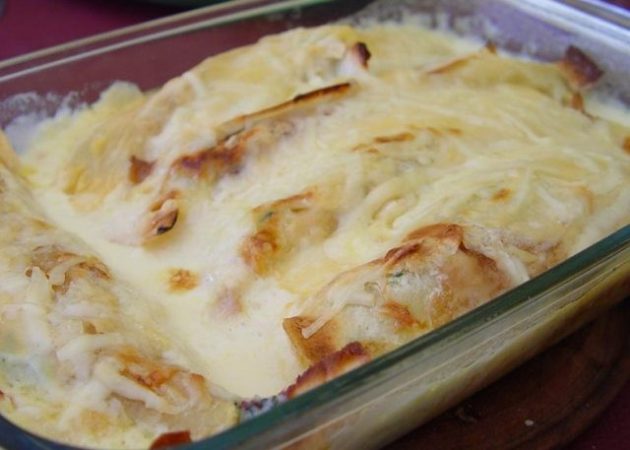 Pechugas con salsa bechamel Merca2.es