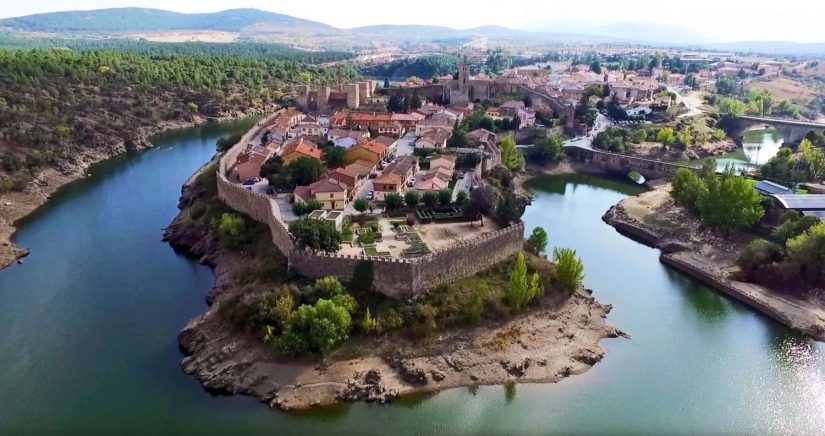 Los pueblos más bonitos de España para una escapada rural 16 Merca2.es buitrago Merca2.es