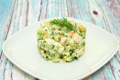 ensaladilla rusa con aguacate Merca2.es