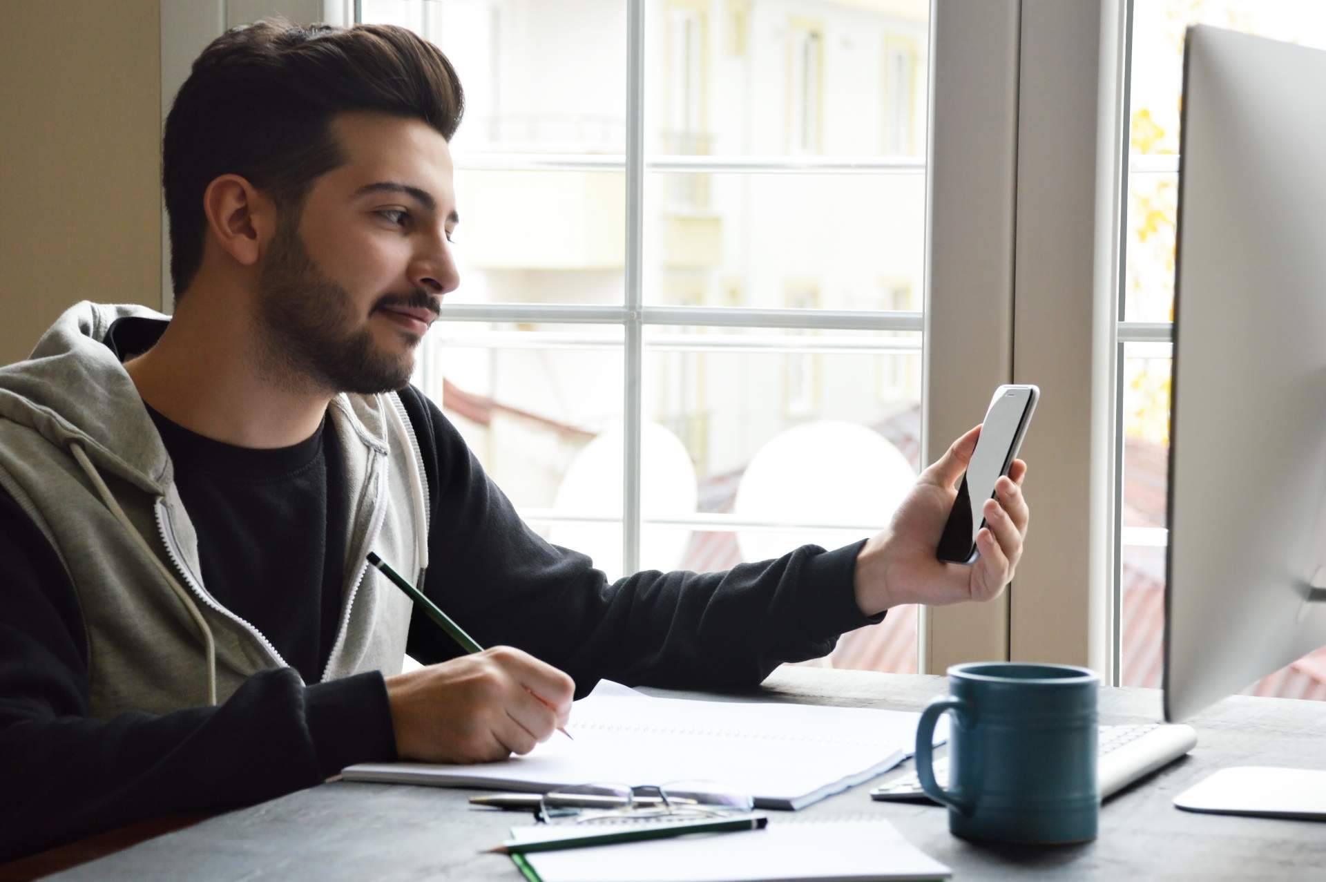 Micro-conversiones en Google Ads para fortalecer sitios web, con Luis Flores