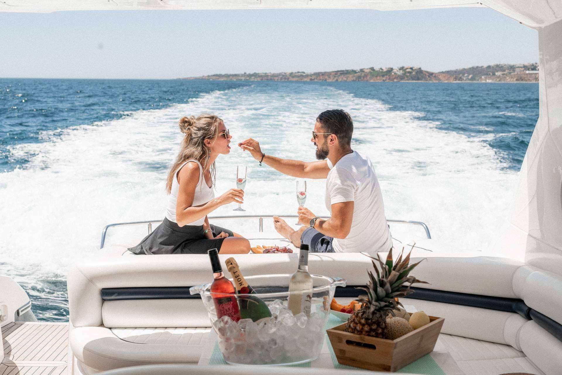 Alquilar un yate de lujo con Enjoy The Ride