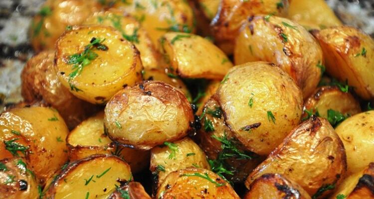 Patatas ajillo preparación aceite