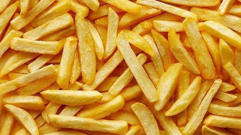 Cómo hacer un pollo al vino blanco con cebolla en 30 minutos 6 Merca2.es patatas fritas Merca2.es