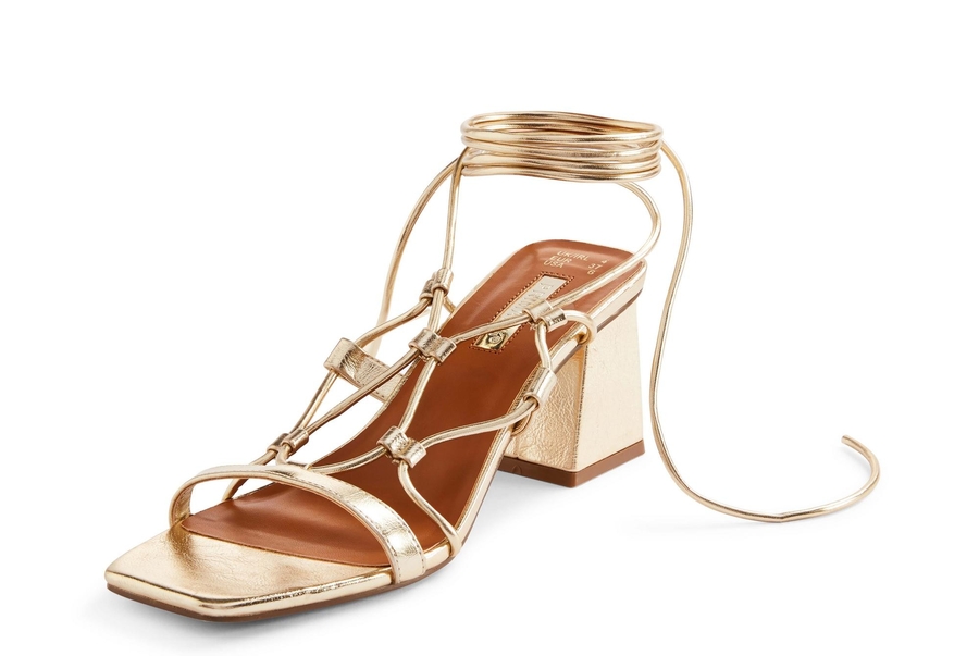 sandalias exclusivas Primark