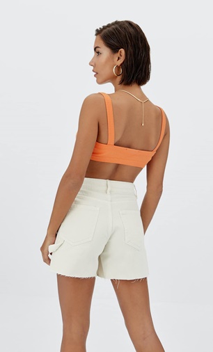 Shorts bermudas plastrón