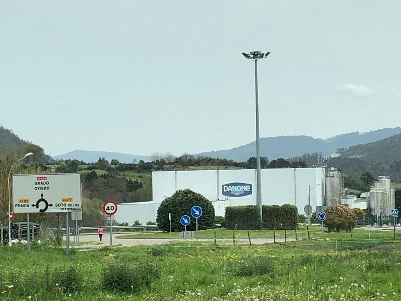 Danone plantea el cese de la actividad en su fábrica de Salas (Asturias)