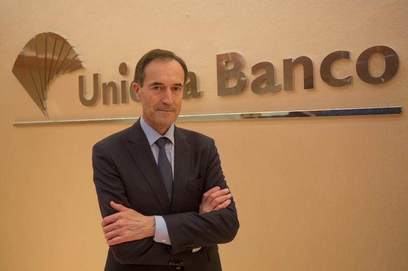 Menéndez (Unicaja Banco) señala que la concentración del sector bancario ha alcanzado un nivel «razonable»