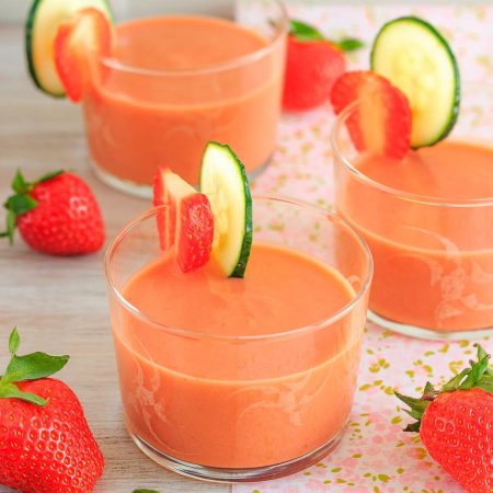 Este gazpacho de fresas está mucho más rico que el tradicional 9 Merca2.es gazpacho de fresas 1200x1200 1 Merca2.es