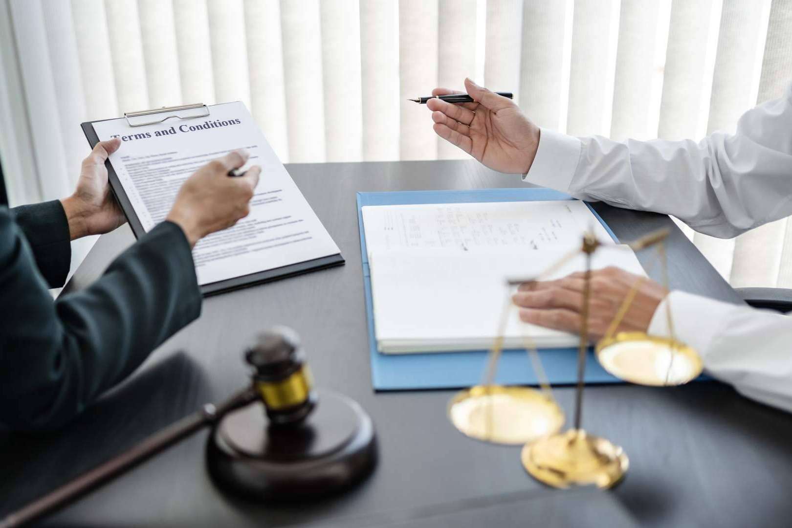 Villaquirán Abogados, la importancia de contar con los servicios de un abogado laboralista en Tenerife