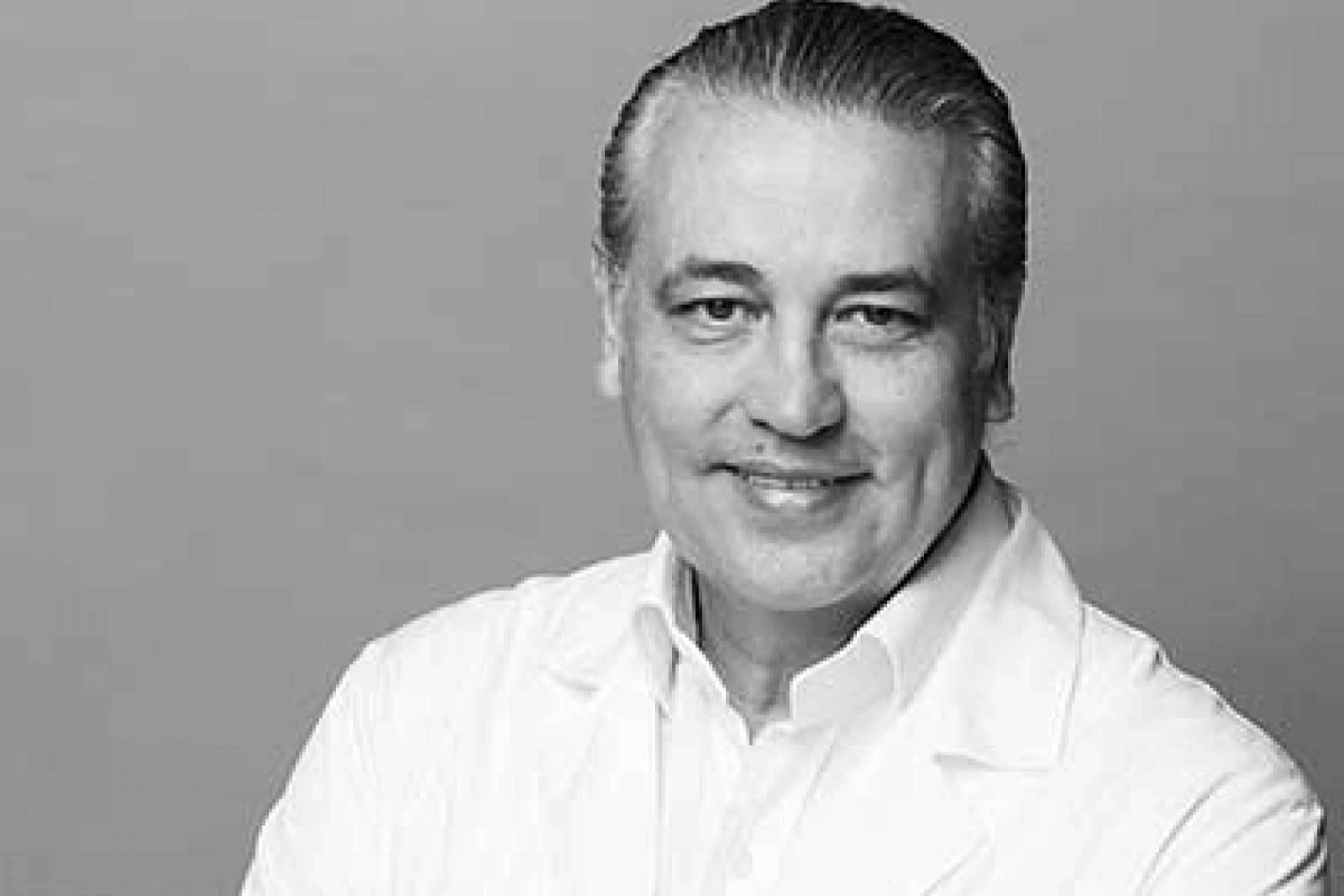 A través de la cirugía estética, el Dr. Jorge Planas transforma la vida y la autoestima de sus pacientes
