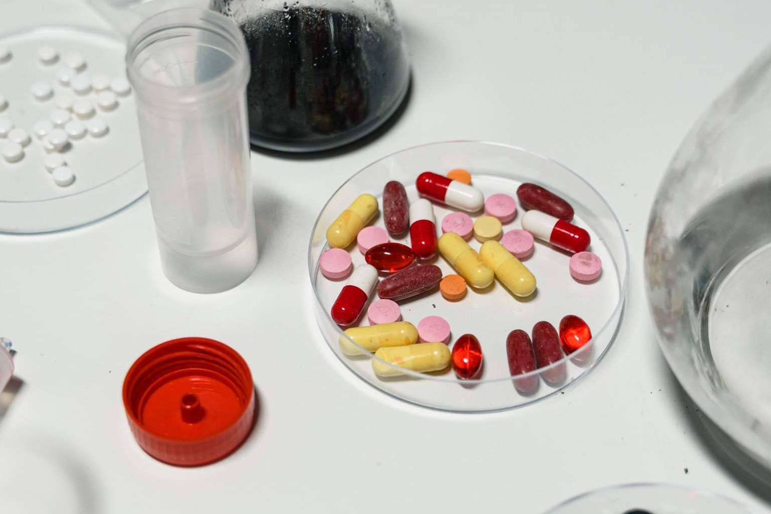 Efilona, los riesgos de la nueva droga de diseño que pone en alarma a Europa