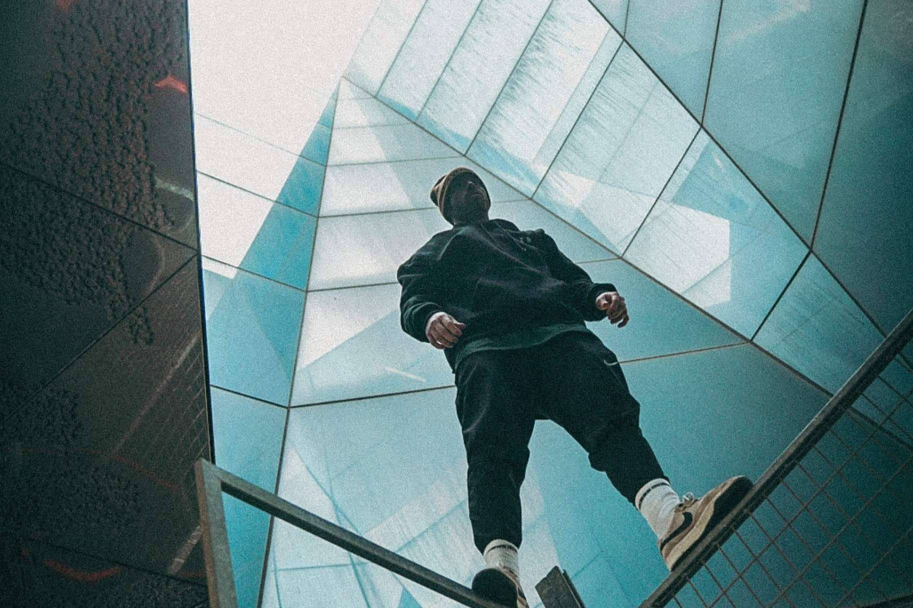 El atleta de la Federación Española de Gimnasia en la disciplina de parkour que representará a España en el próximo mundial de la FIG en Montpellier, Aarón Vivar Hernández