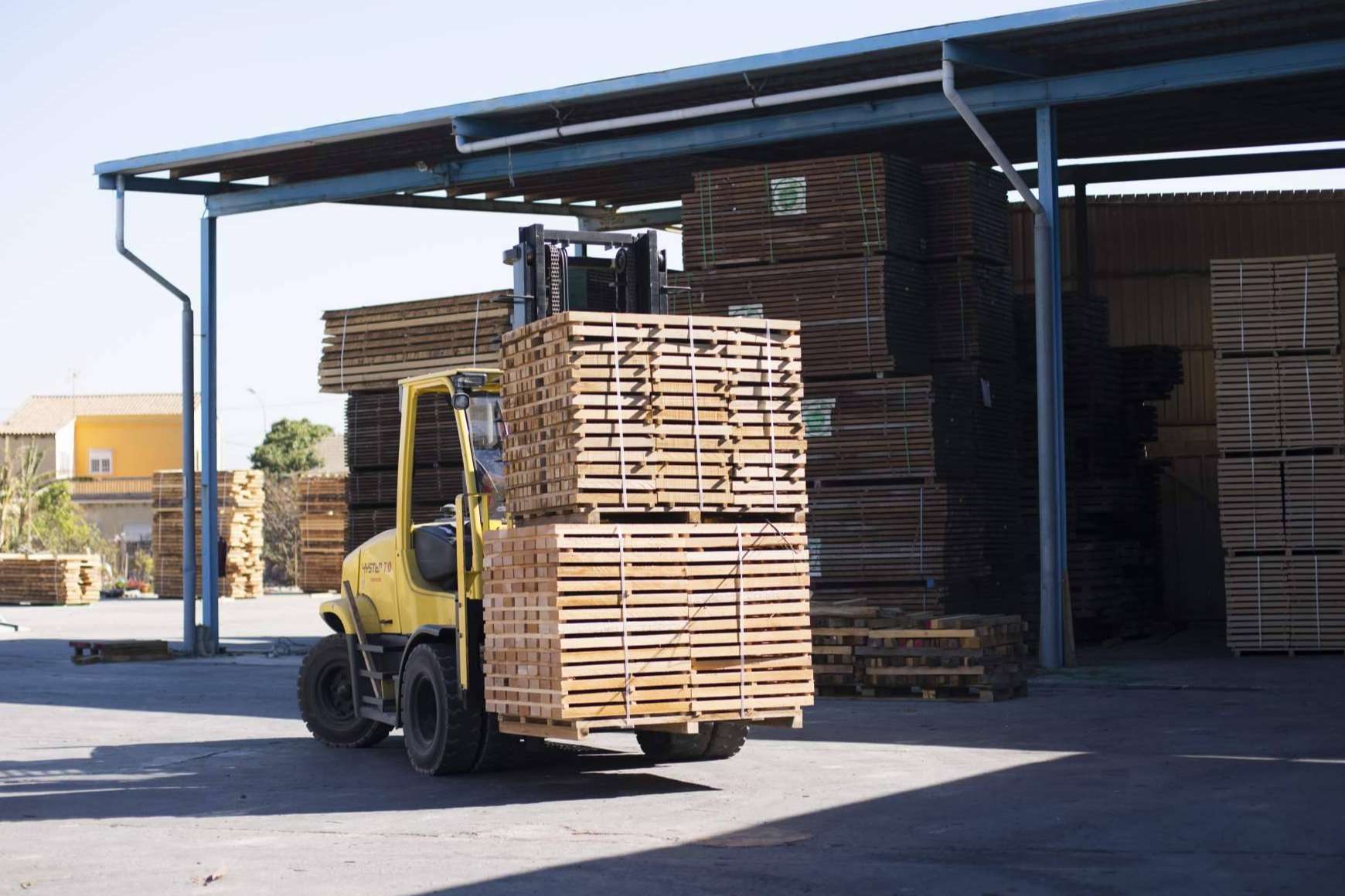 ¿Por qué son importantes las empresas madereras con certificados FSC ® y PEFC ™?