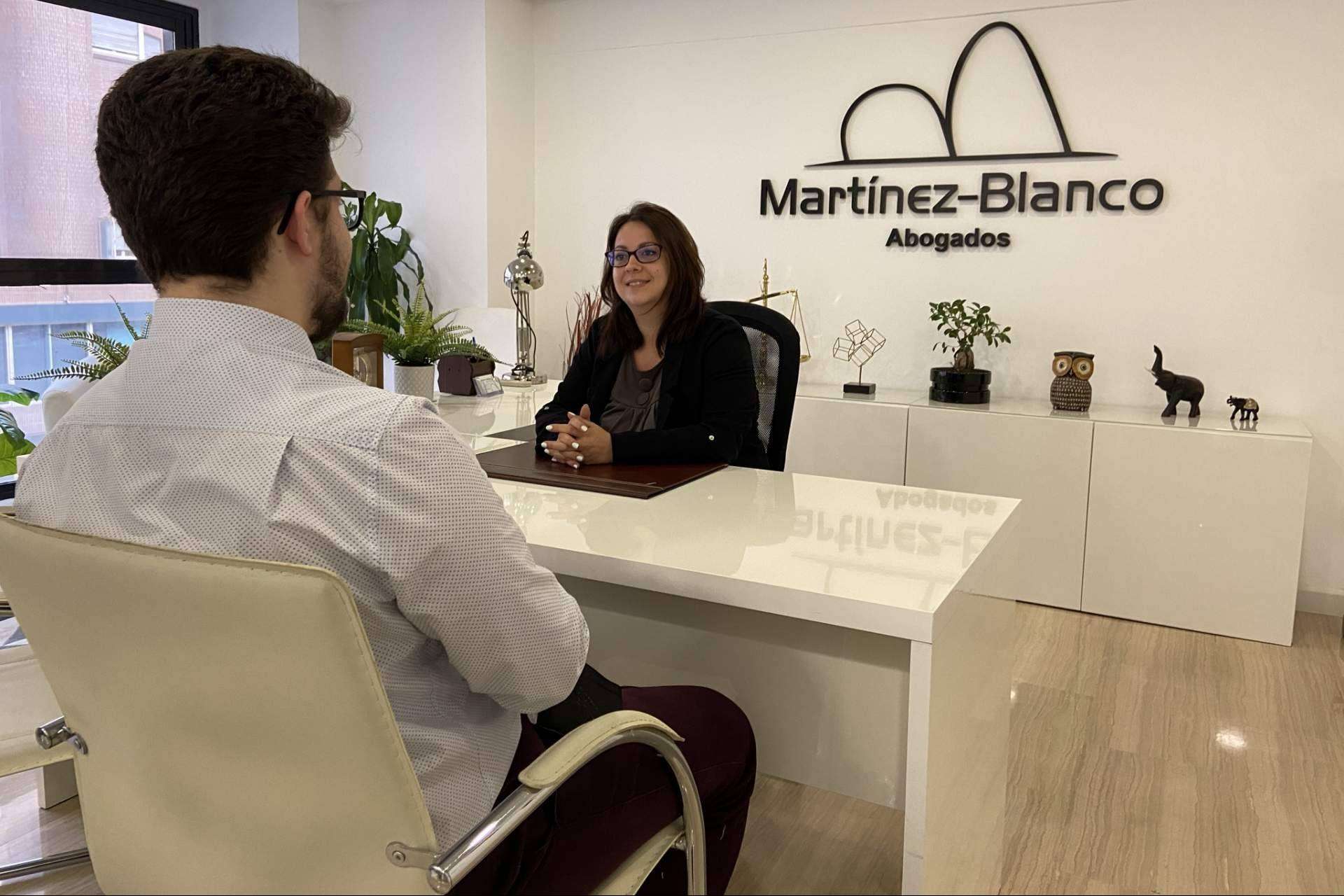 Vicios ocultos en reformas y compraventas. Condenada a indemnizar con 380.000 € debido a vicios ocultos en una vivienda que vendió