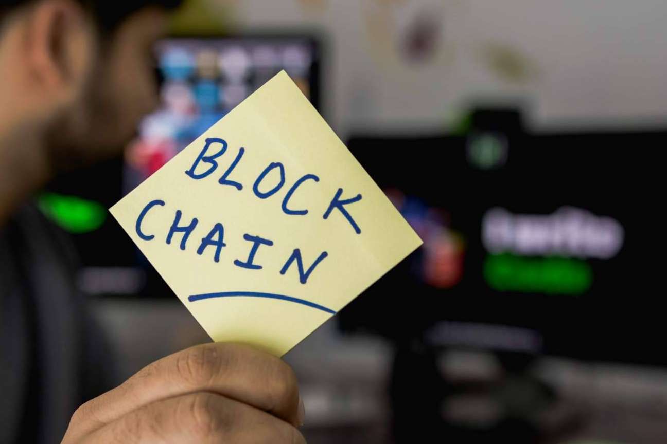 Simplificar y certificar la trazabilidad de la documentación y los procesos en las empresas mediante el uso de blockchain, por Certiblock
