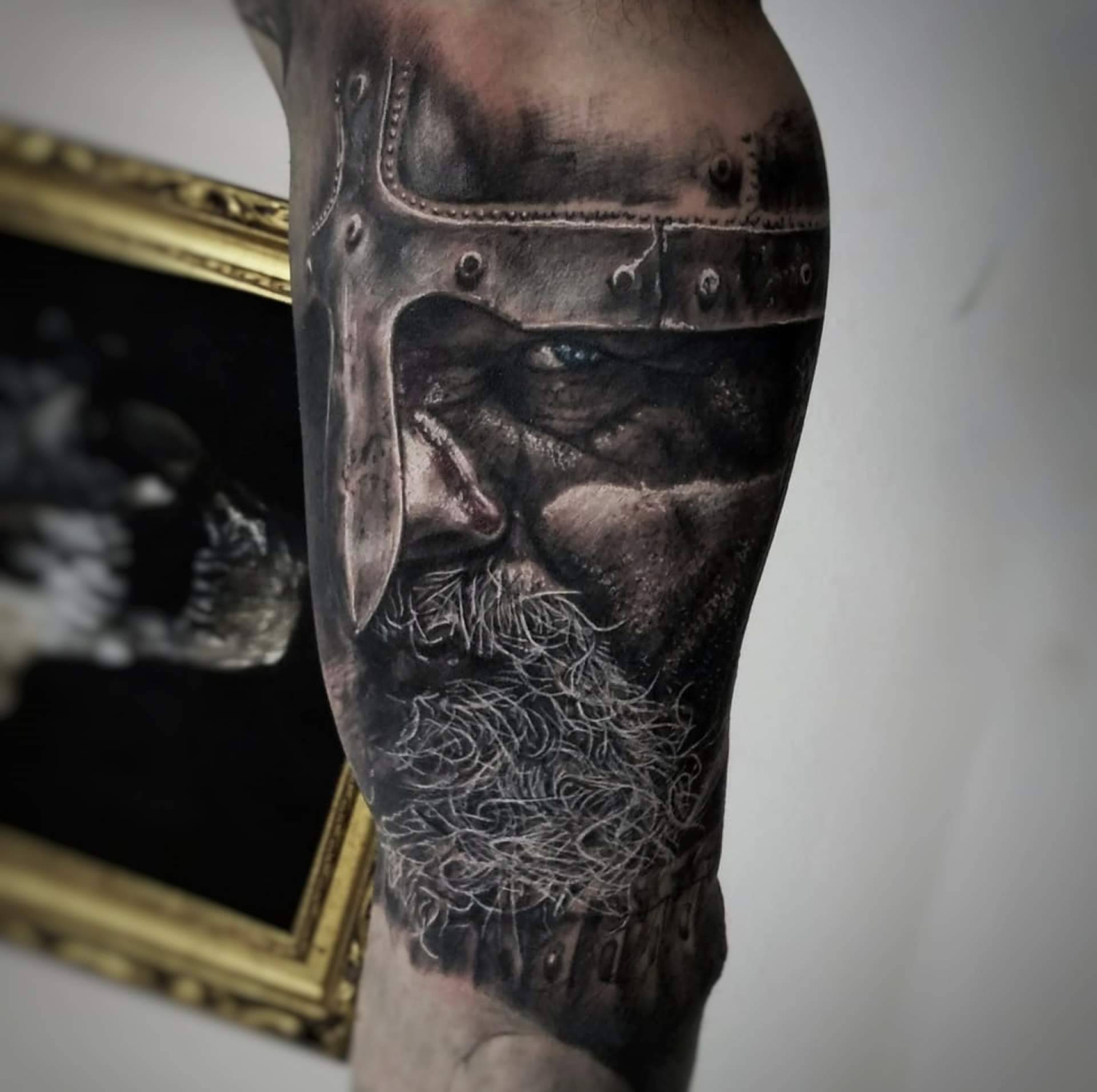 José Piñeiro Corvo es un artista que realiza tatuajes hiperrealistas